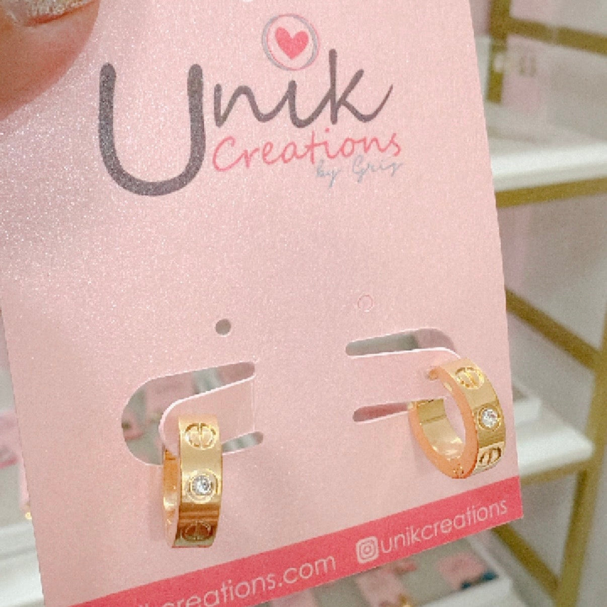 Aretes Huggie Brillo